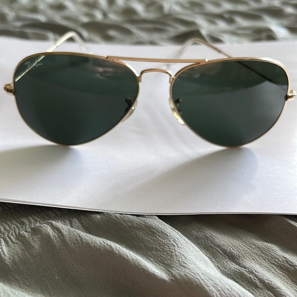 Ray Ban aviator glasses